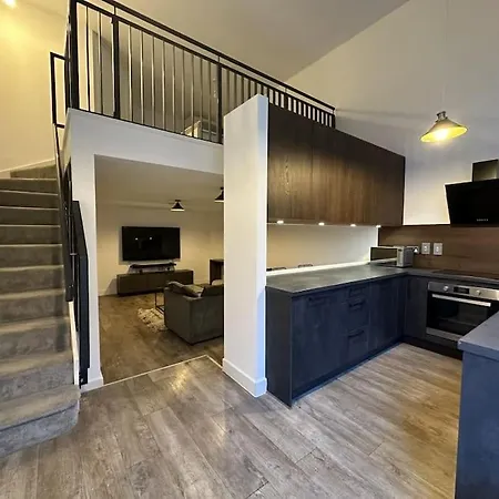 Apartment Luxurious 1-bedroom With Parking