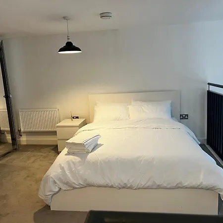 Apartment Luxurious 1-bedroom With Parking