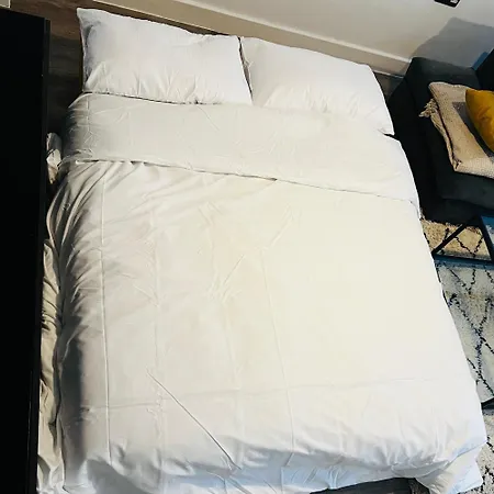 Luxurious 1-bedroom With Parking